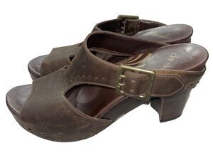 Dansko Ripley Women’s Leather Studded Wooden Heel Platform Sandals Size 39/8-8.5